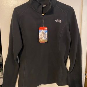 Women’s North Face 1/4 zip fleece